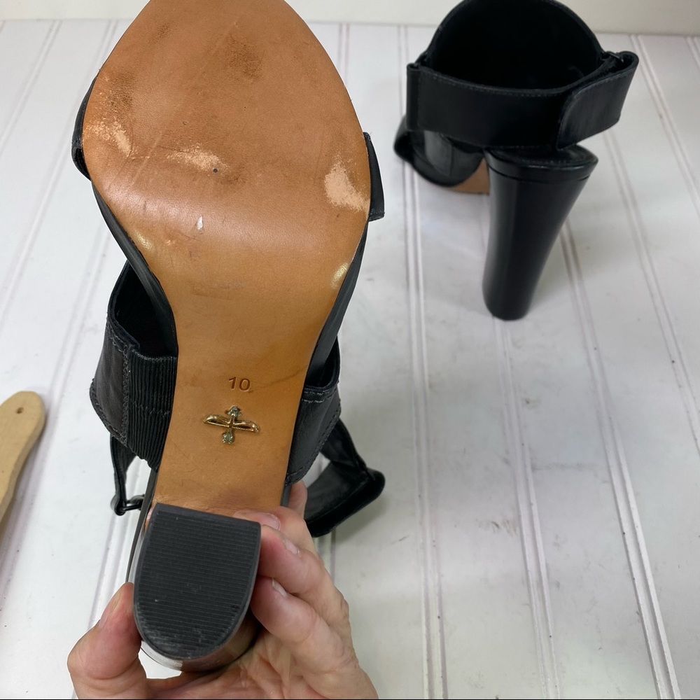 Pour La Victoire Echo black leather Sandals - Picture 6 of 7